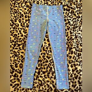 EXCELLENT/LIKE NEW/PRE-OWNED condition VINEYARD VINES girl’s striped leggings